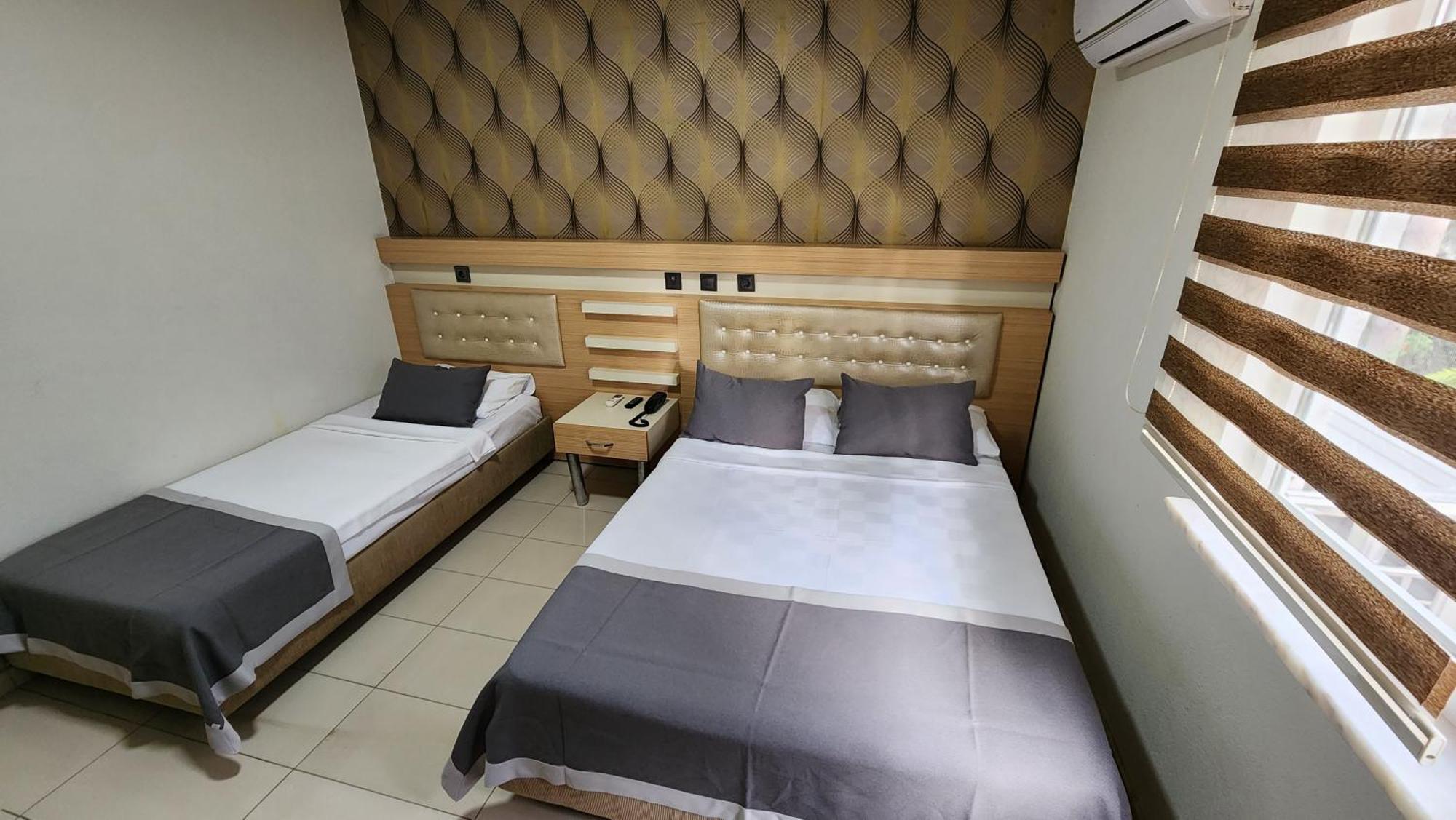 Antalya Konyaalti Guenduez Otel Antália Exterior foto