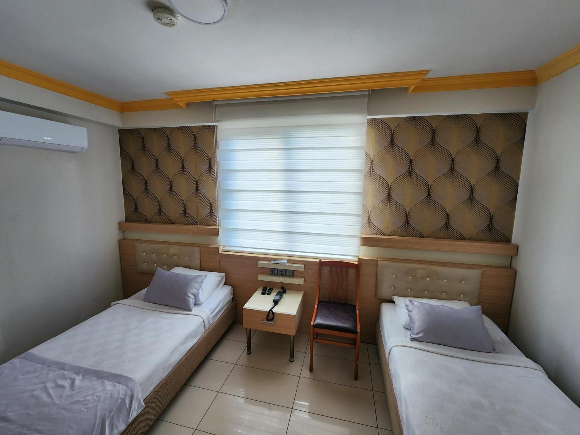 Antalya Konyaalti Guenduez Otel Antália Exterior foto