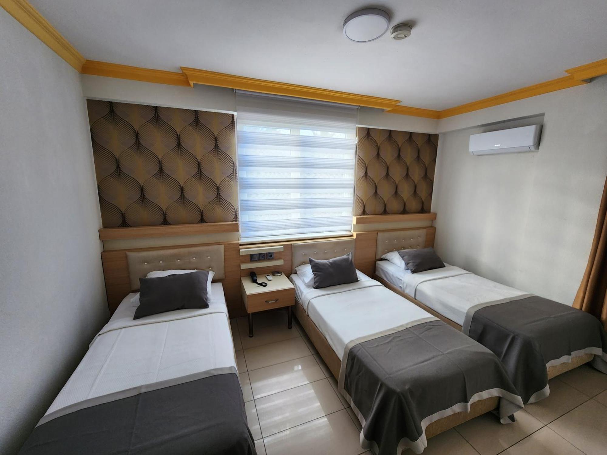 Antalya Konyaalti Guenduez Otel Antália Exterior foto
