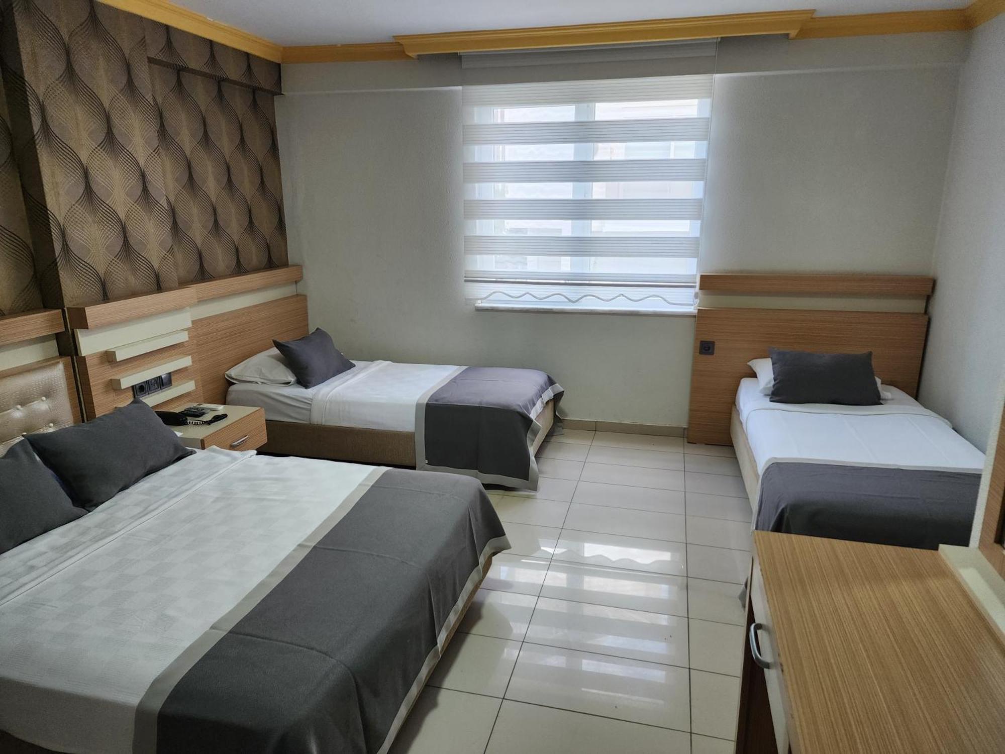 Antalya Konyaalti Guenduez Otel Antália Exterior foto